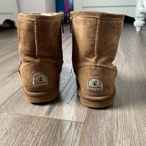 Girls boots